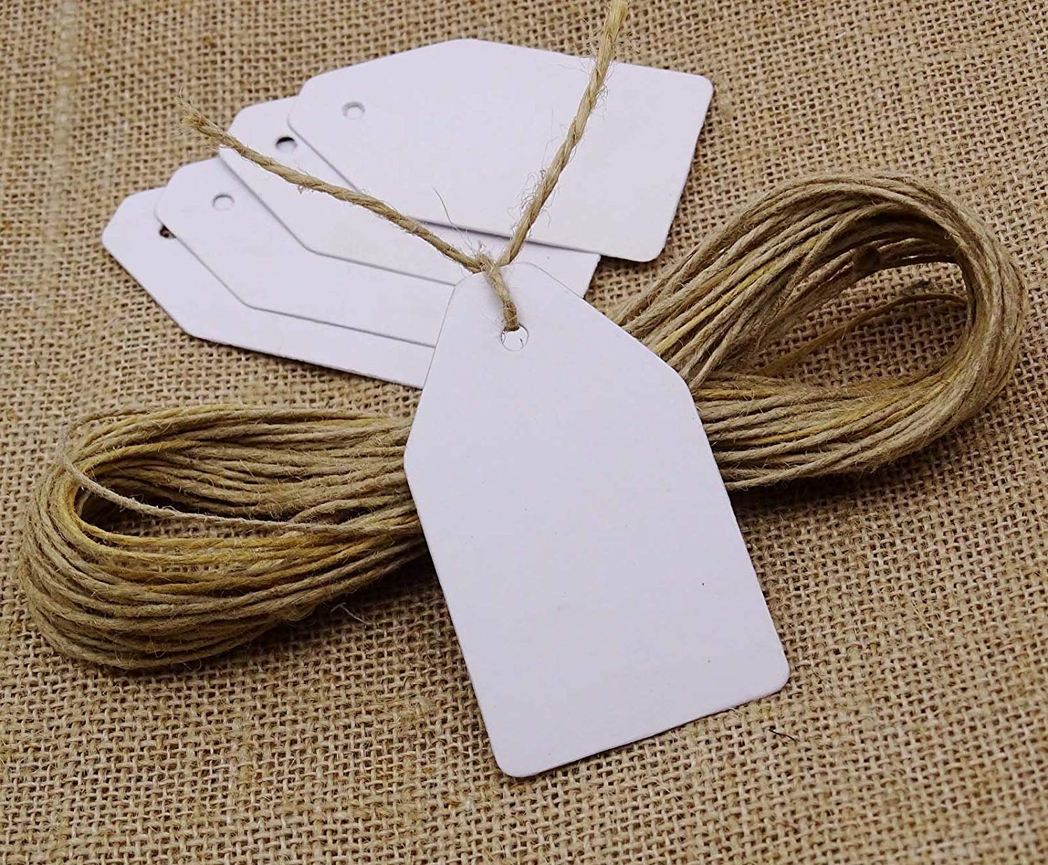 100pcs White Paper Hang Tags Wedding Party Favor Label Gift Cards String